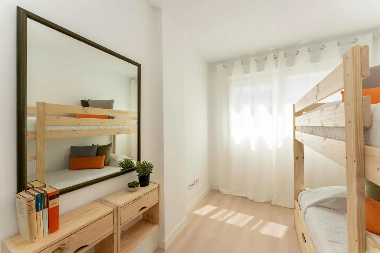 Apartamento de lujo de dos dormitorios Estepona 0*,